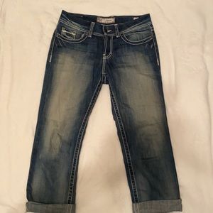 BKE (Buckle) Denim.  Crop style (rolled bottom) in size 28.